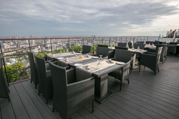 Commercial Deck Design